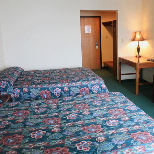 Sunlac Inn Lakota Bilik gambar