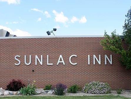 Sunlac Inn Lakota Luaran gambar