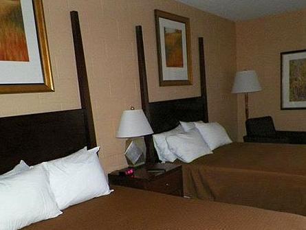 Sunlac Inn Lakota Luaran gambar